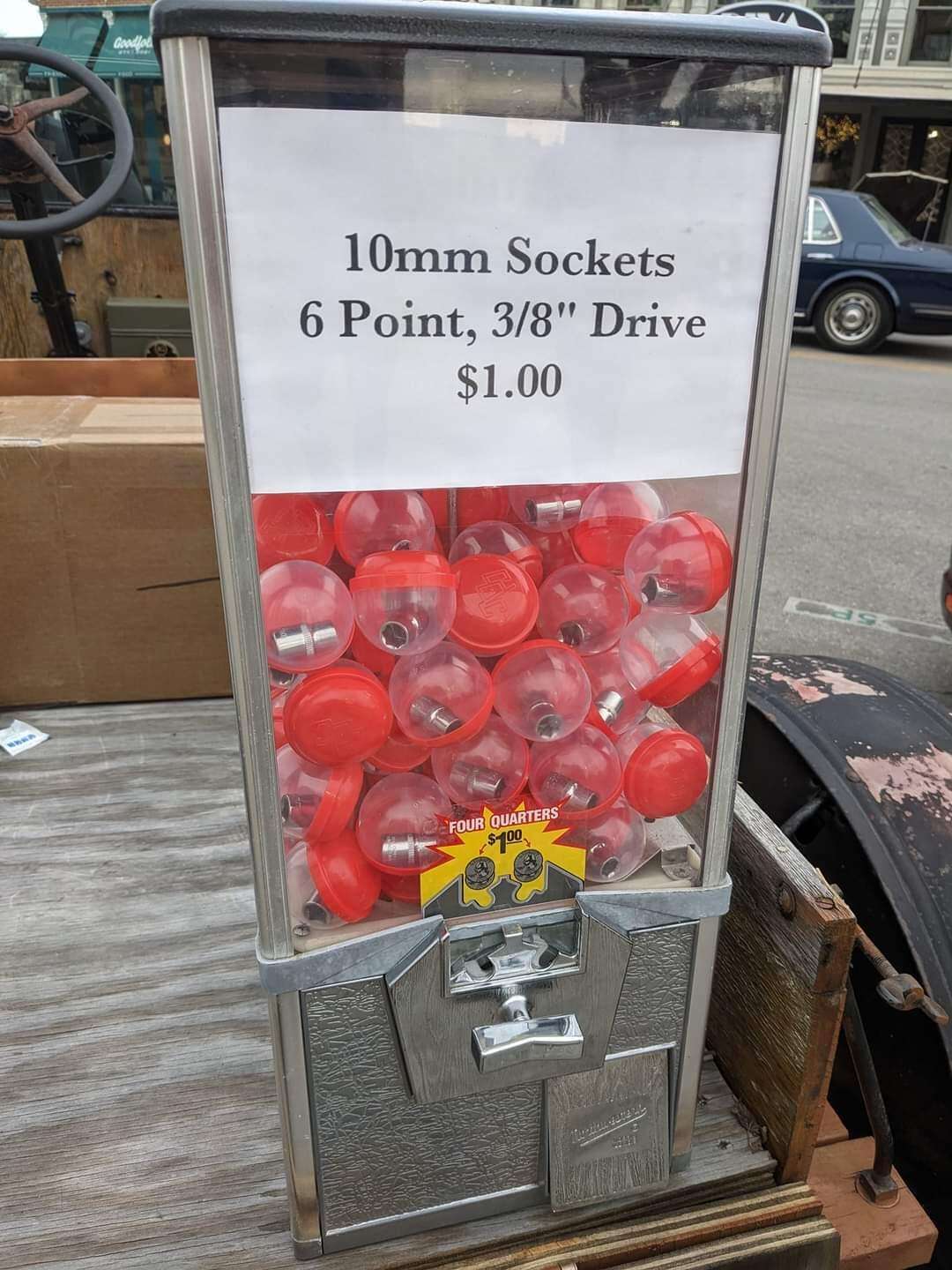 A-10mm-sockets-vending-machine.