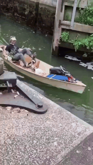 funny-cute-little-boat.