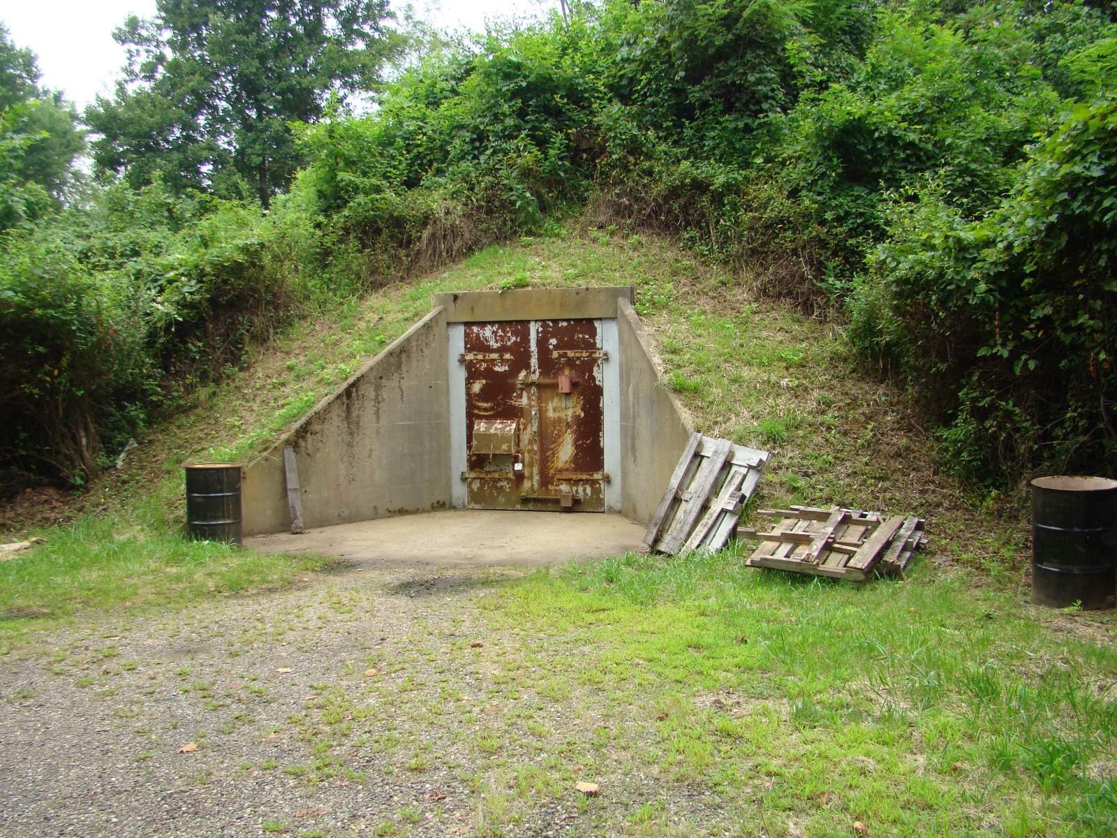 mothman-locked-bunker.