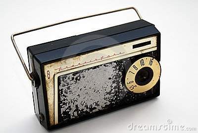 old-transistor-radio-thumb3878705.