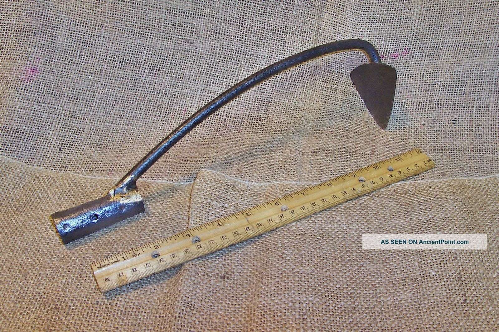 old_small_blade_hoe_primitive_antique_country_farm_garden_weeding_tool_1_lgw.