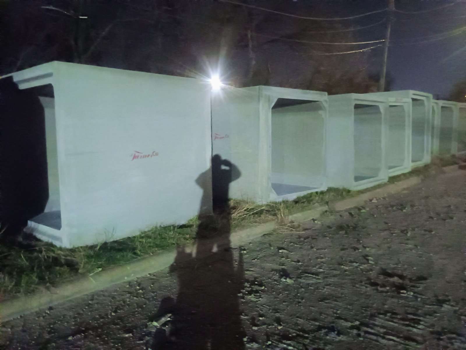 P1 001.