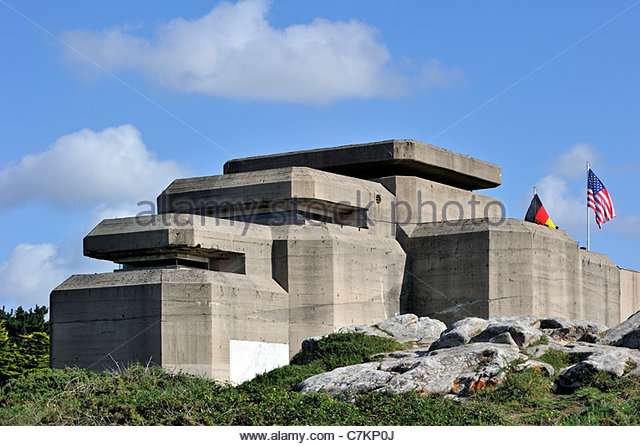 the-german-second-world-war-two-bunker-le-grand-blockhaus-at-batz-c7kp0j.