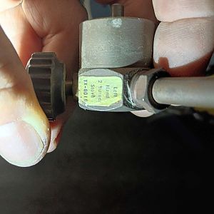 Left valve TX8016