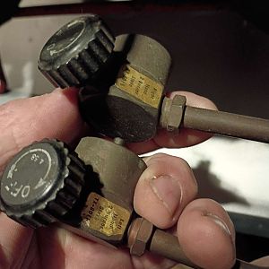 R&L valves TX8015 and TX2016