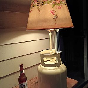 Leacock 2 gallon. 15 PSI
