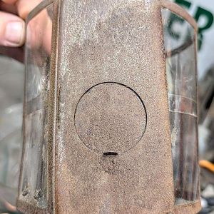 Round lighting door slider