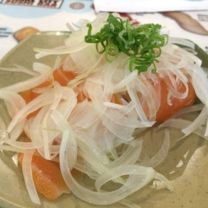 Sushi lunch - sake (salmon)