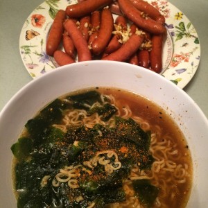 Seaweed noodles and arabiki sausages