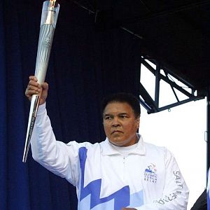 Ali-olympic-torch
