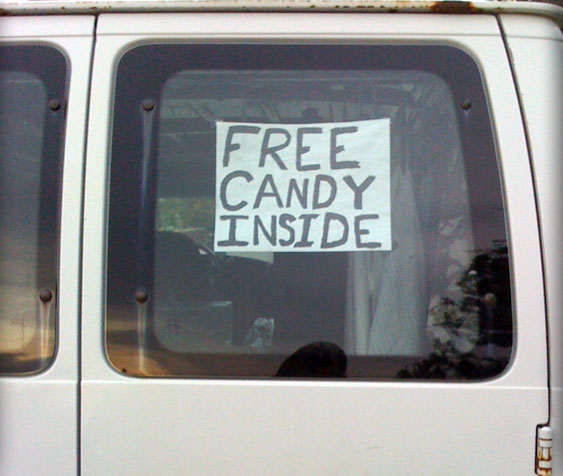 White Van With 'Free Candy' Painted In Red Makes Natomas Parents Nervous -  CBS Sacramento